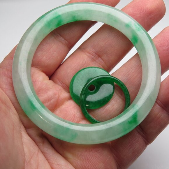 "Natural Jade bangle +   REE Jade Ring & Jade Donut 55mm " - Picture 3 of 3
